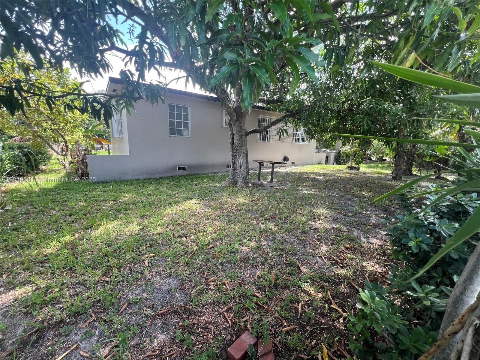 1190 NW 135th St