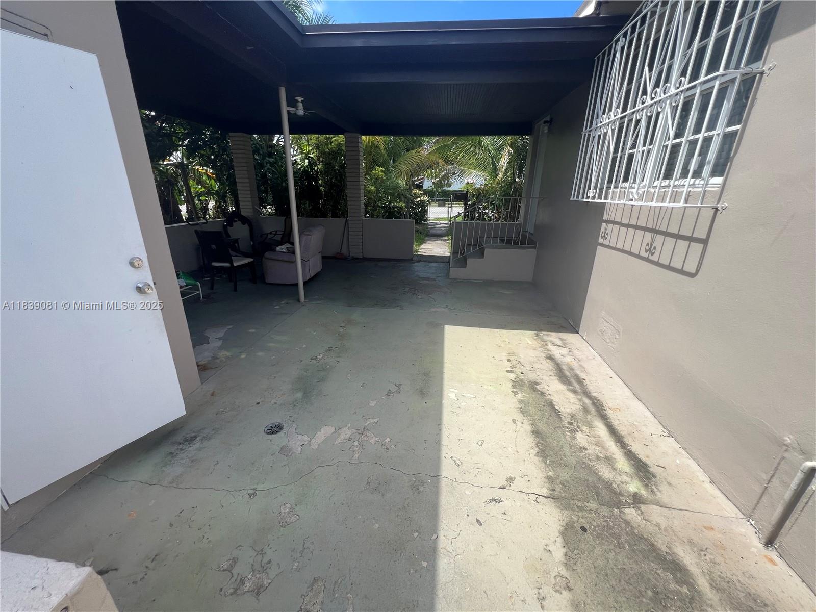 BISCAYNE VILLAGE HEIGHTS - Residential