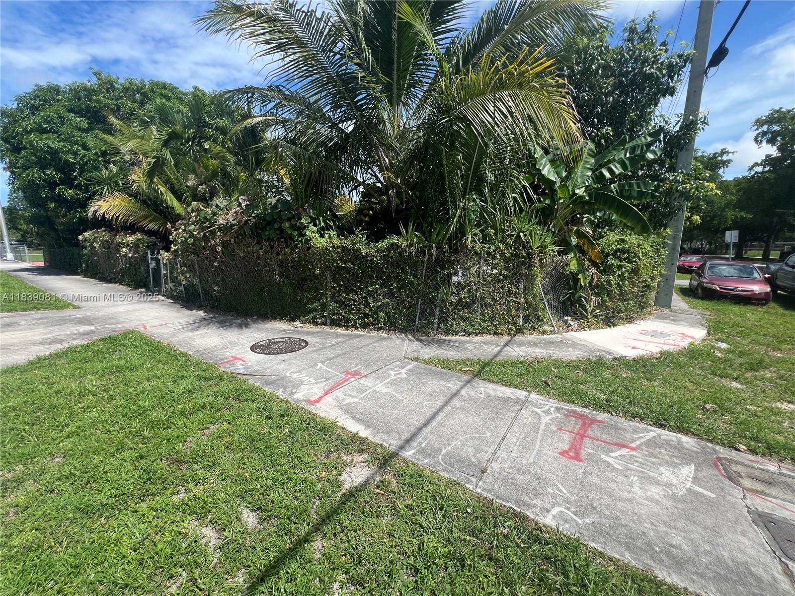 BISCAYNE VILLAGE HEIGHTS - Residential