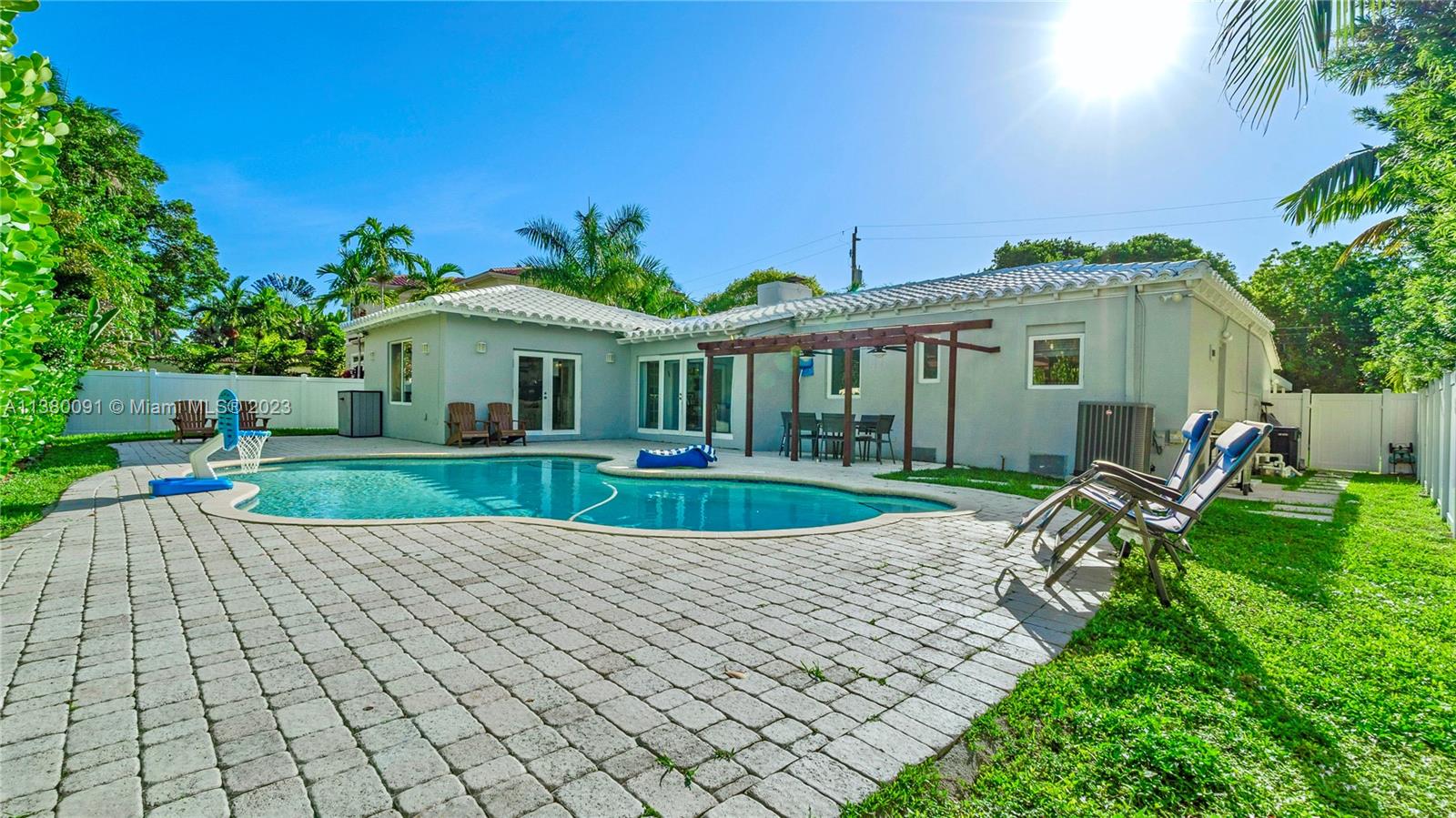 NAUTILUS EXTENSION 4TH - Residential