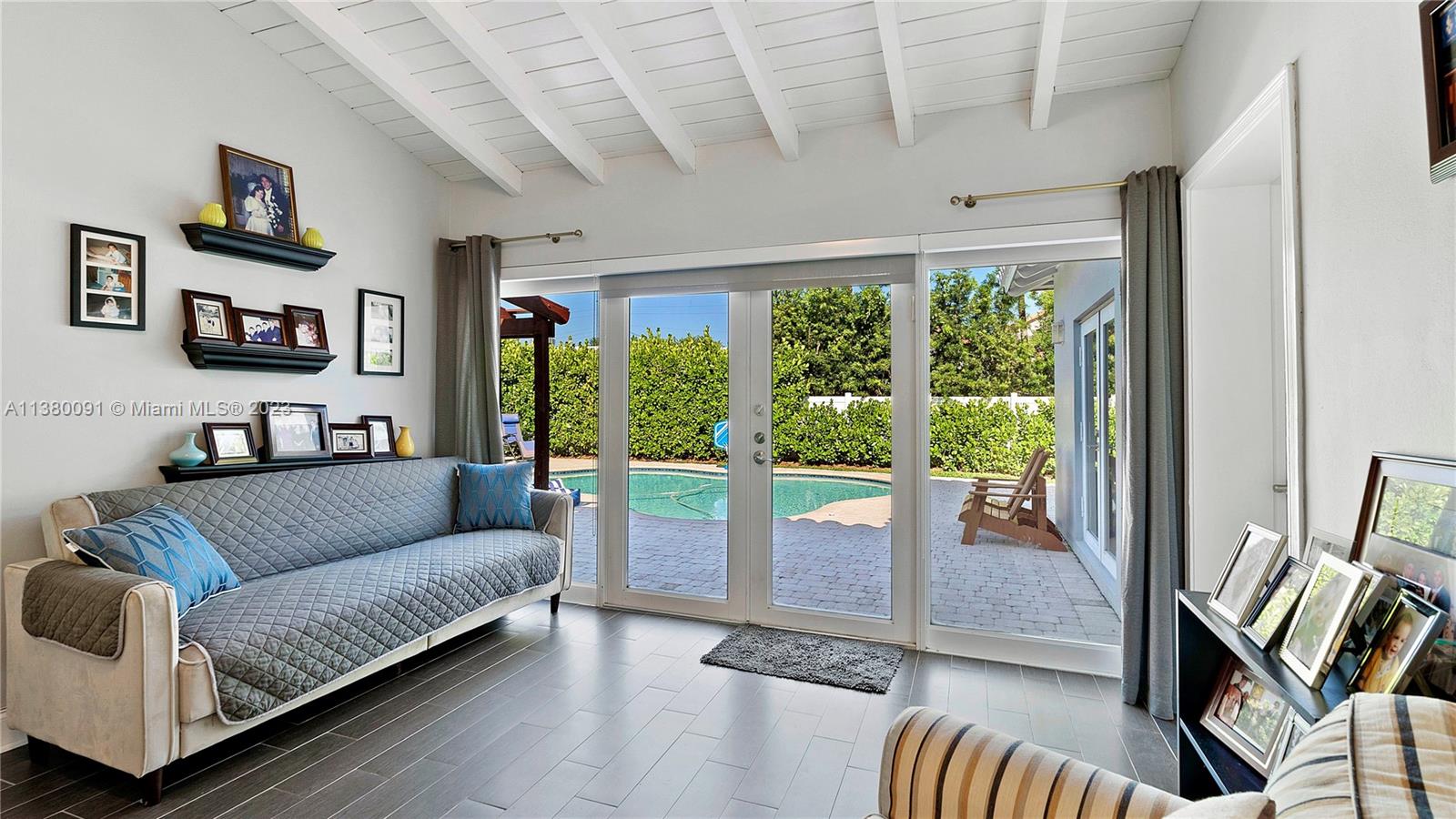 NAUTILUS EXTENSION 4TH - Residential