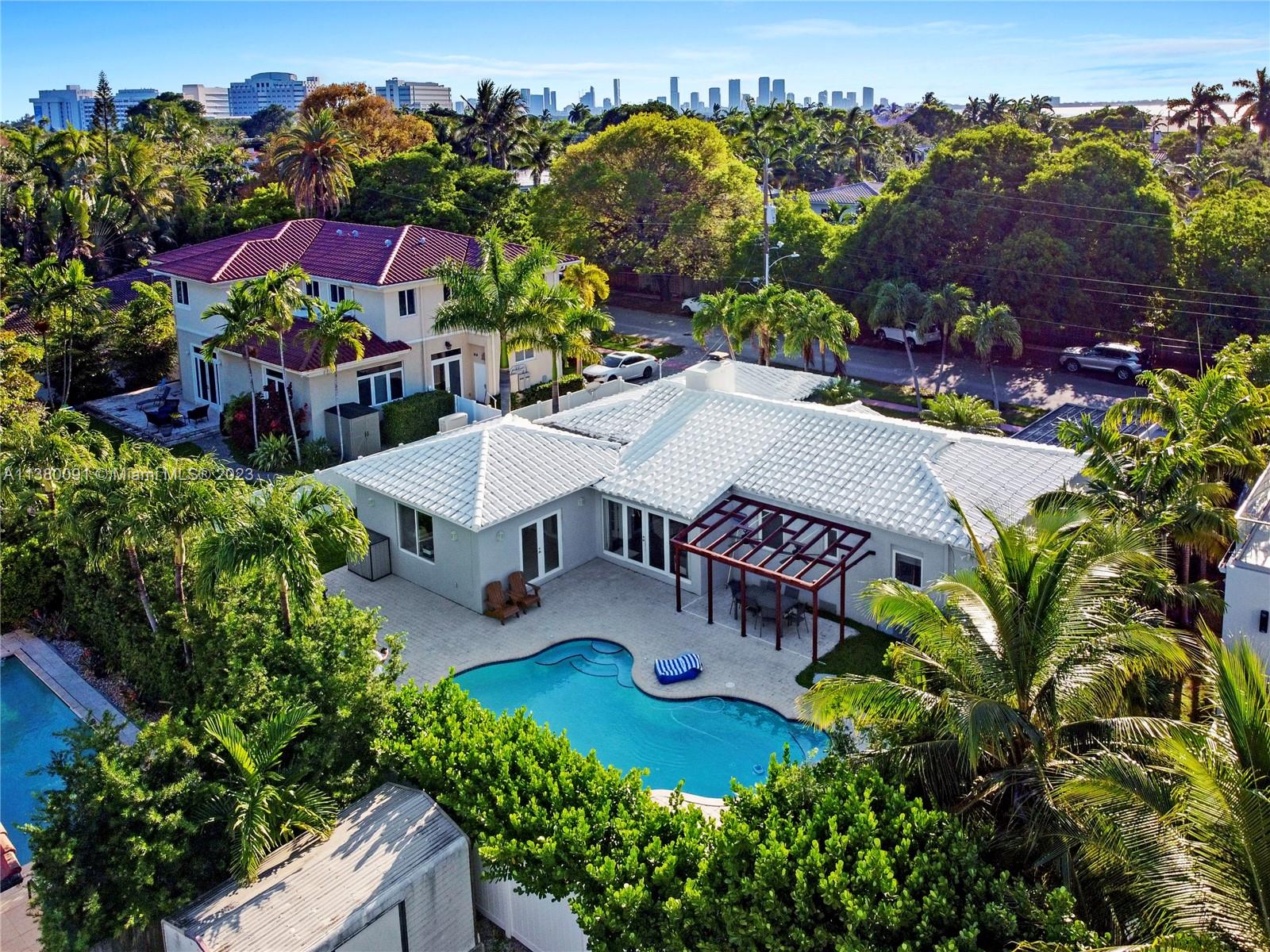 NAUTILUS EXTENSION 4TH - Residential