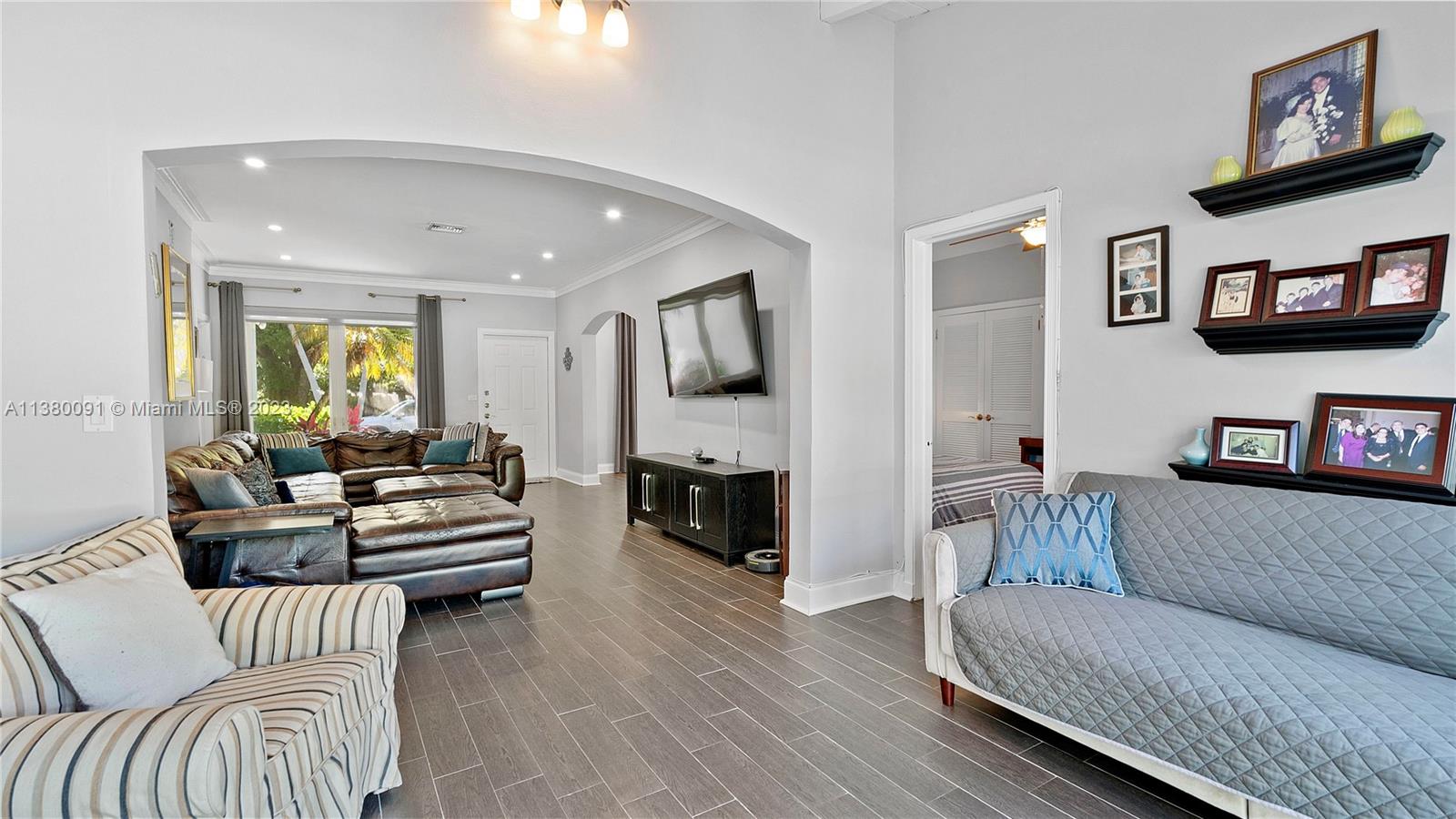 NAUTILUS EXTENSION 4TH - Residential