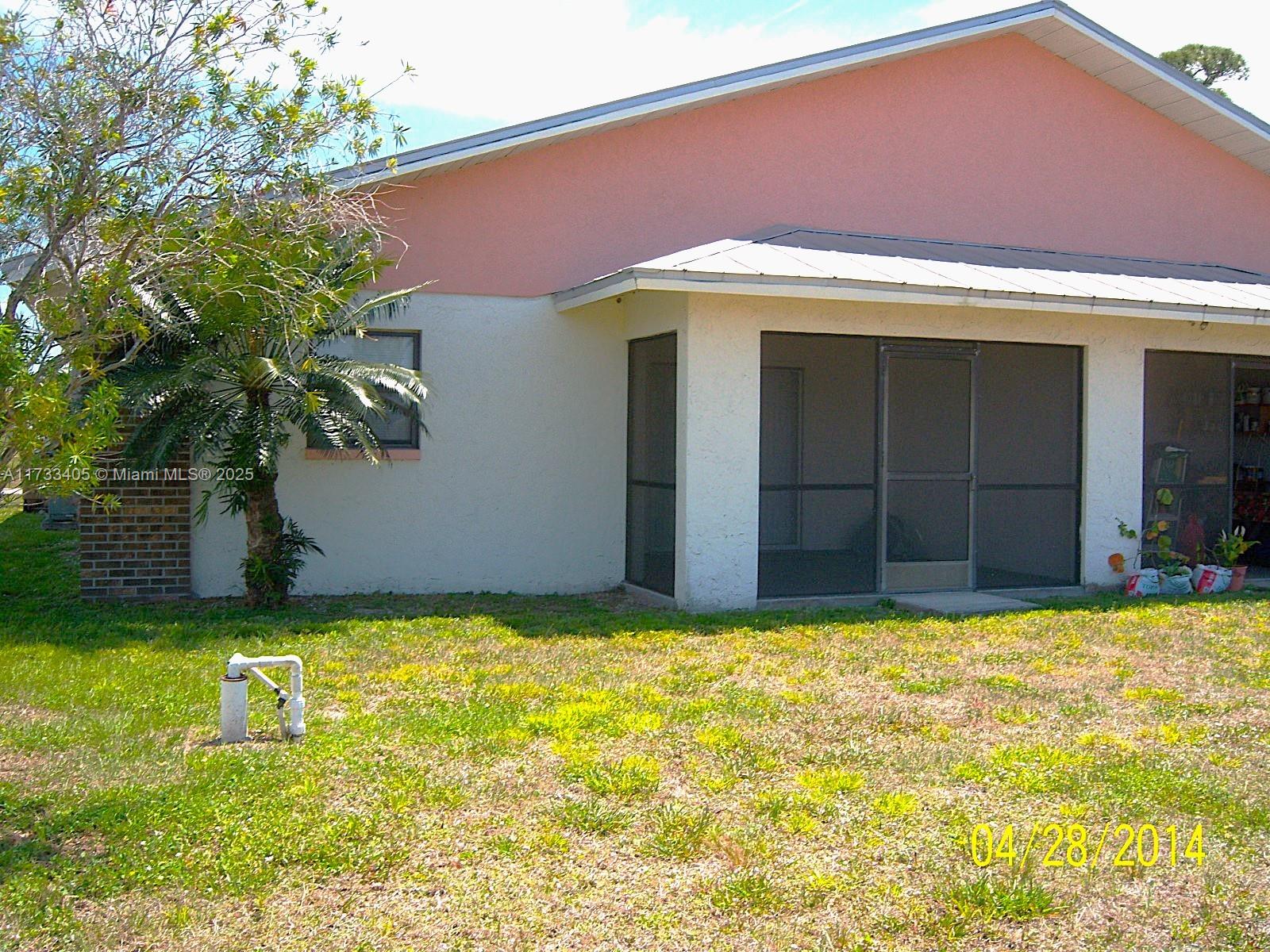 Cape Coral Lake Kennedy - Residential Income