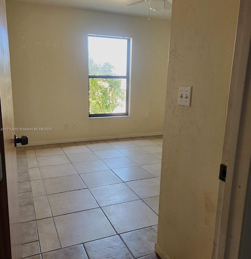 Cape Coral Lake Kennedy - Residential Income