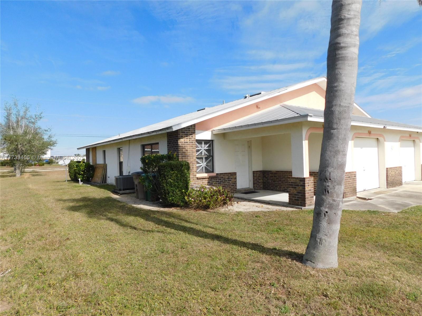 Cape Coral Lake Kennedy - Residential Income