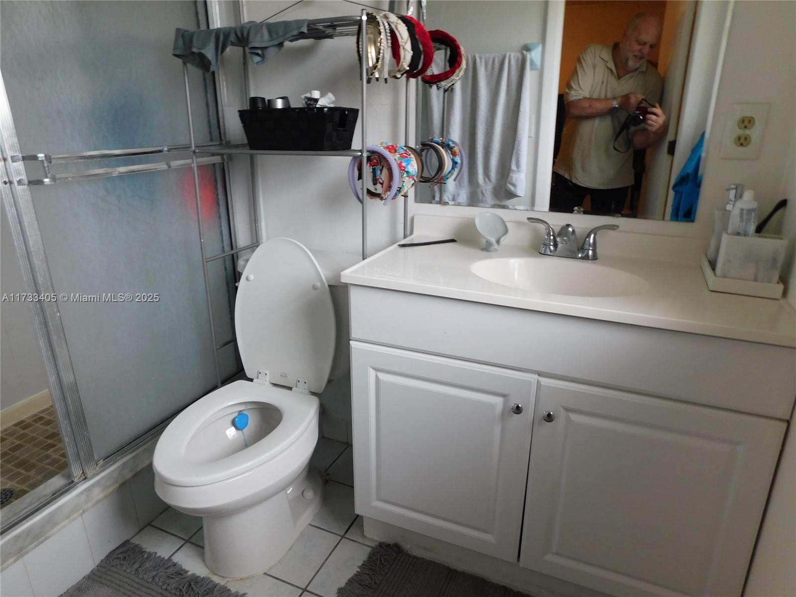 Cape Coral Lake Kennedy - Residential Income