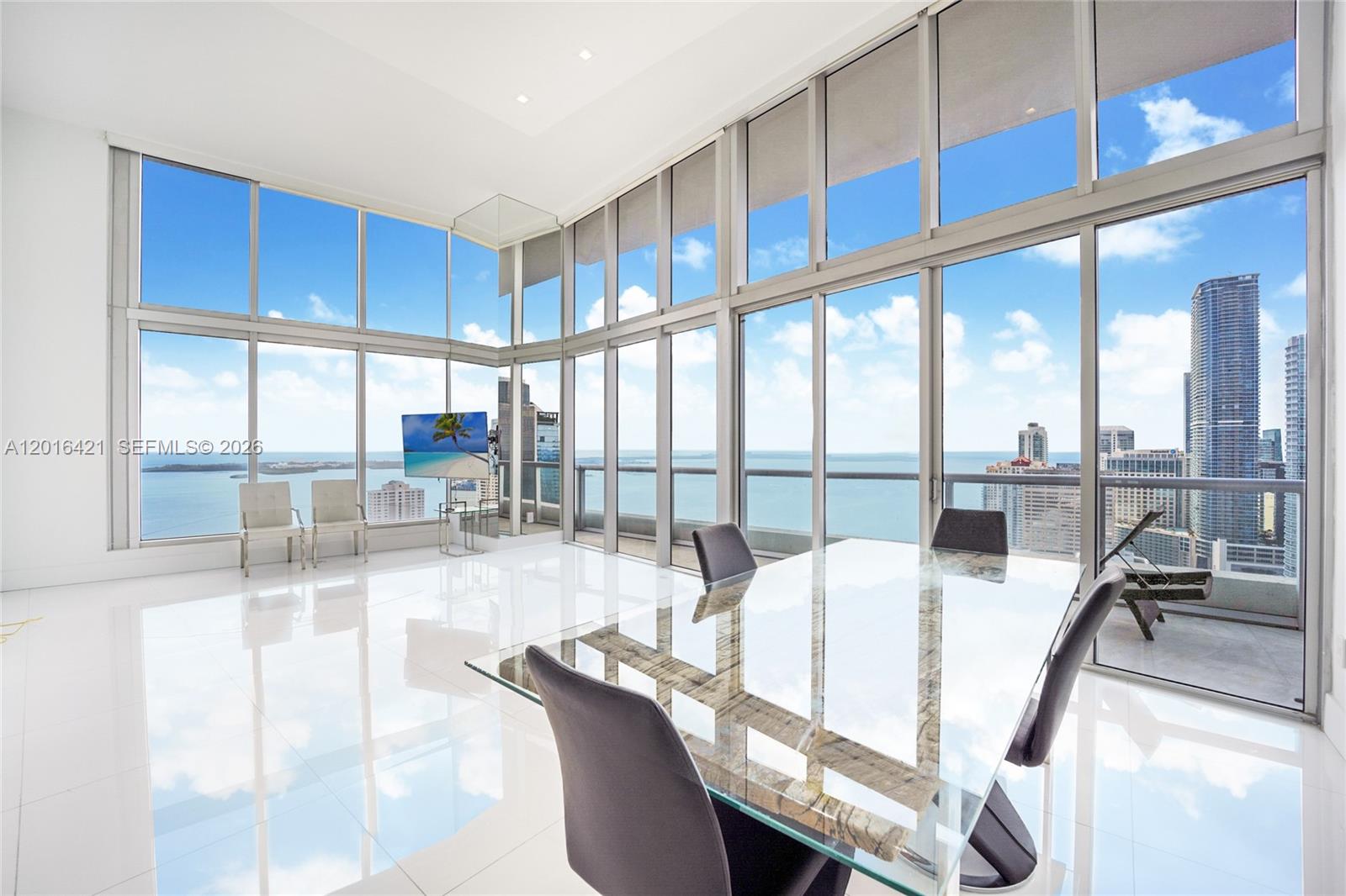 495 BRICKELL AVE 4101