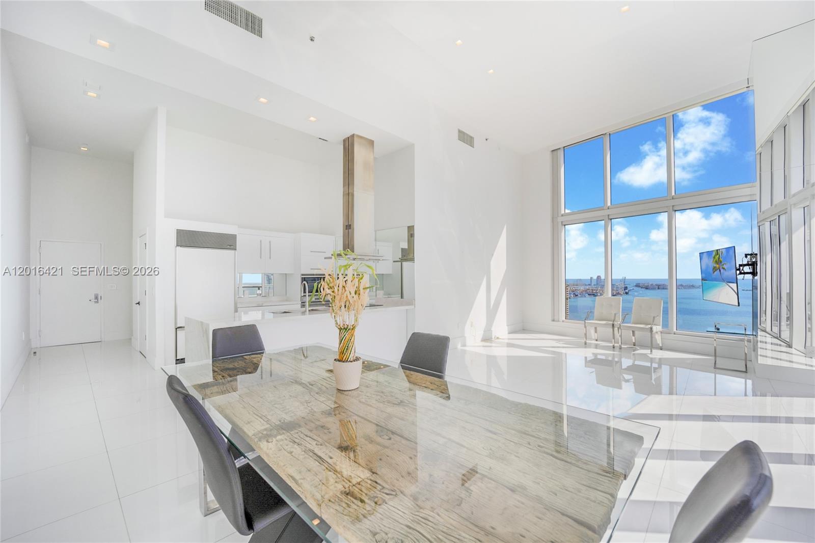 495 BRICKELL AVE 4101