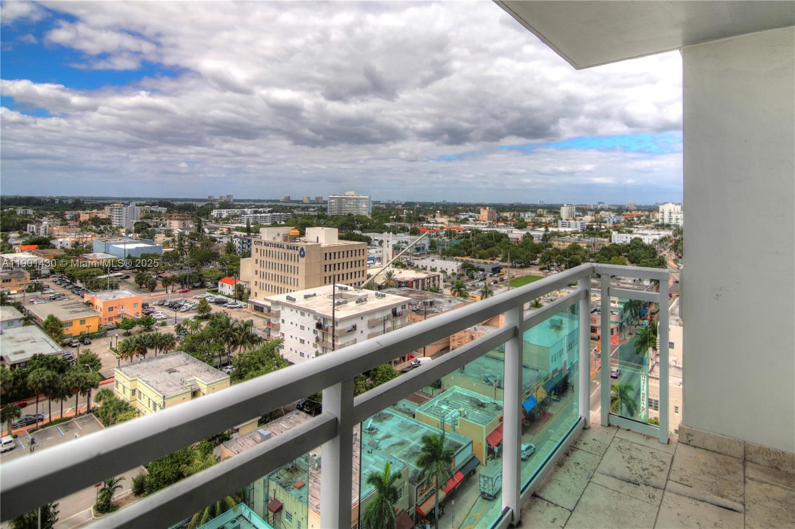 THE COLLINS CONDO - Residential Lease