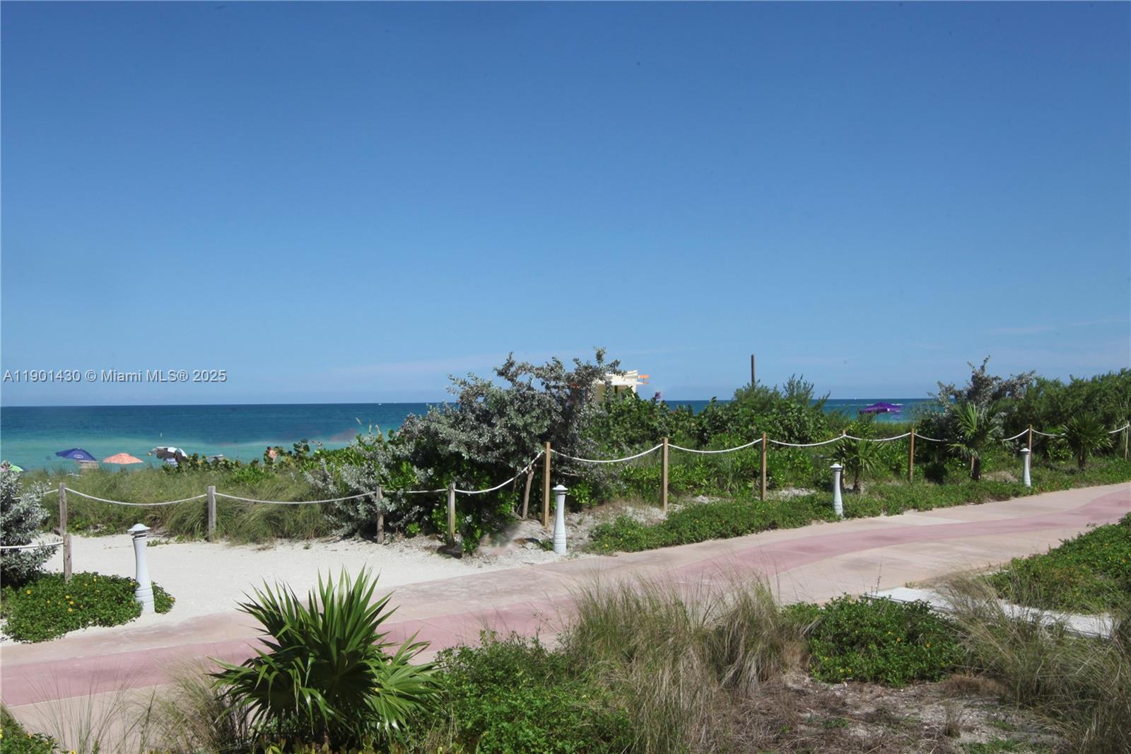 THE COLLINS CONDO - Residential Lease