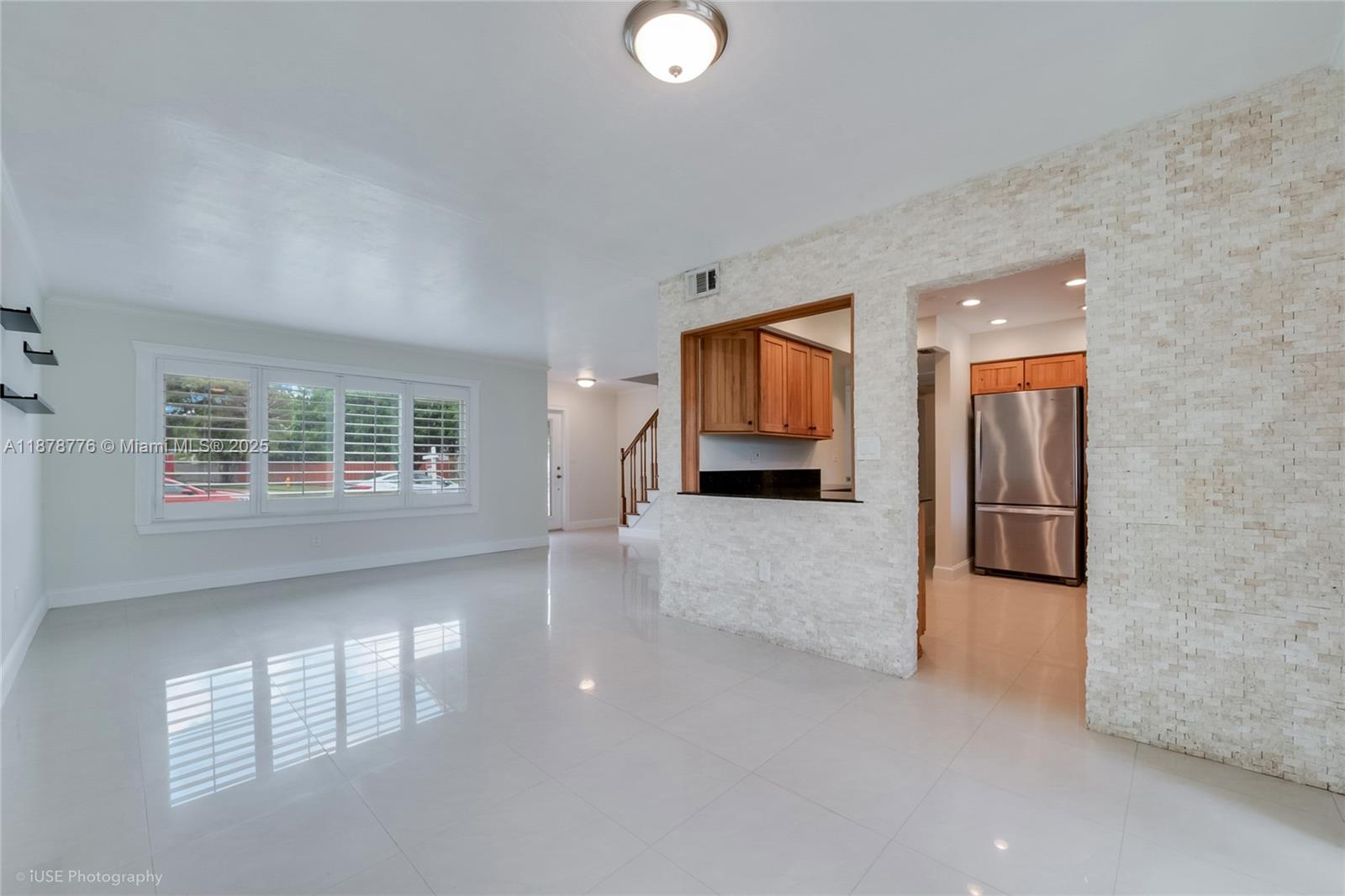HEFTLER HOMES SUNSET PARK - Residential Lease
