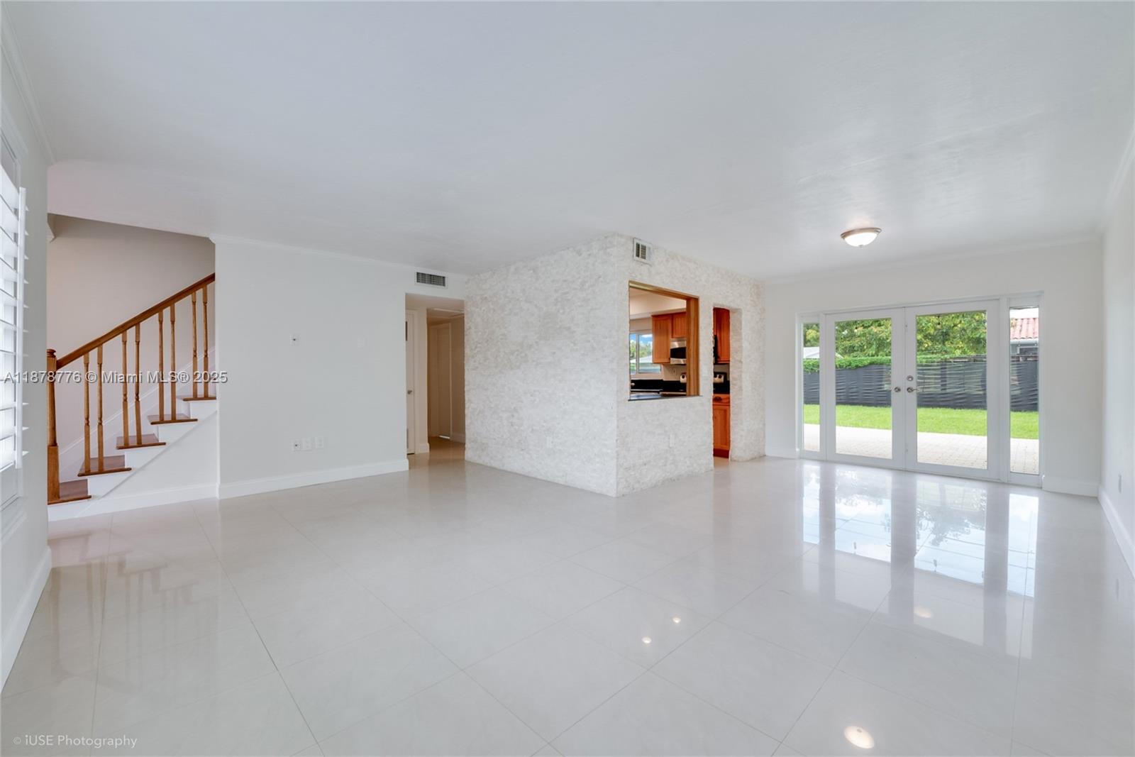 HEFTLER HOMES SUNSET PARK - Residential Lease