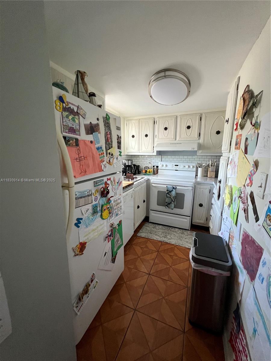 4143 N Ocean Blvd 303