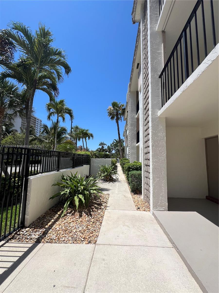 4143 N Ocean Blvd 303