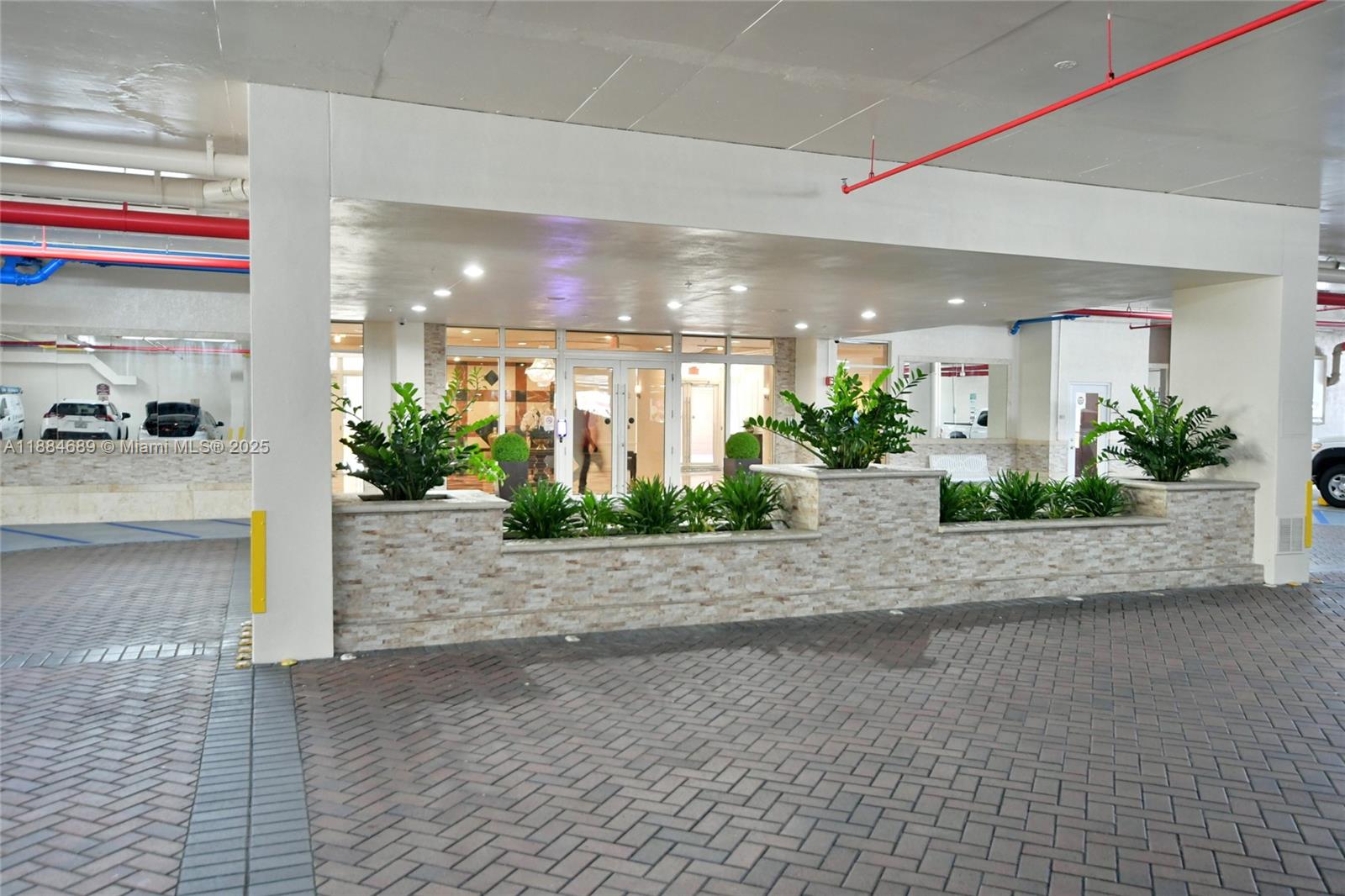 GABLES MARQUIS CONDO - Residential