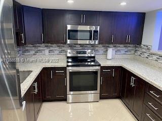 MANOR TOWNHOUSE 1-2-3-4 C - Residential