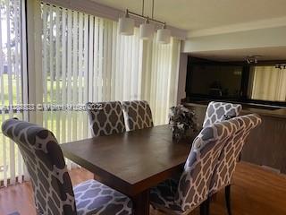 MANOR TOWNHOUSE 1-2-3-4 C - Residential