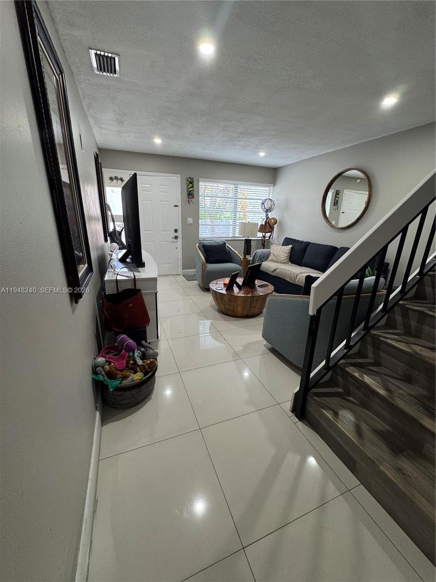 11431 SW 7th Ter 303-C