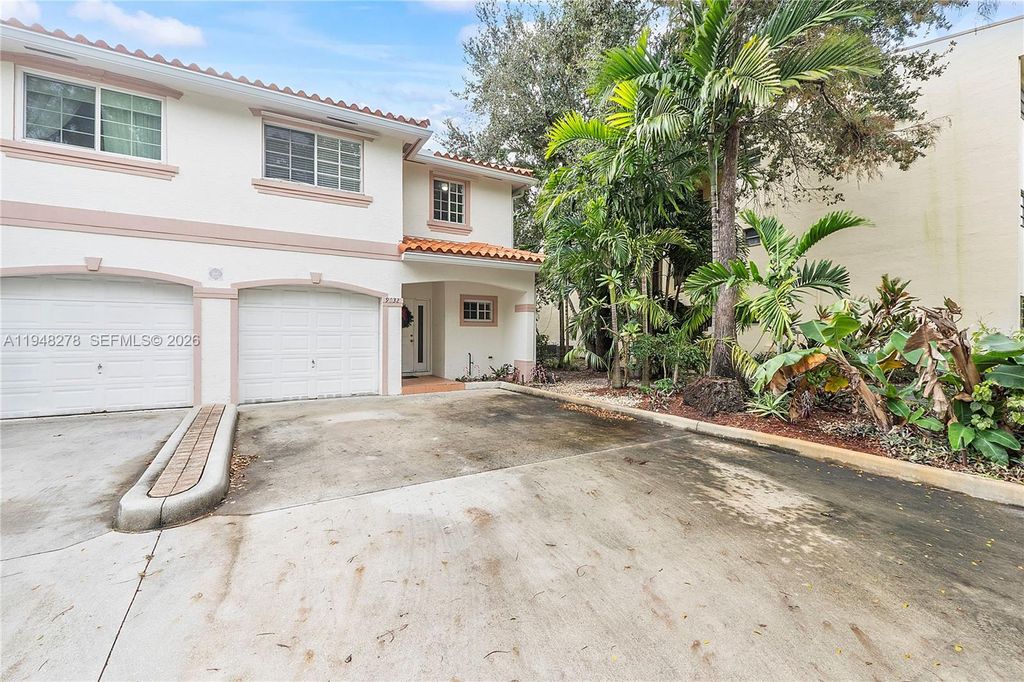 Photo of 9032 NW 38th Dr #8, Coral Springs, FL 33065 (MLS # A11948278)