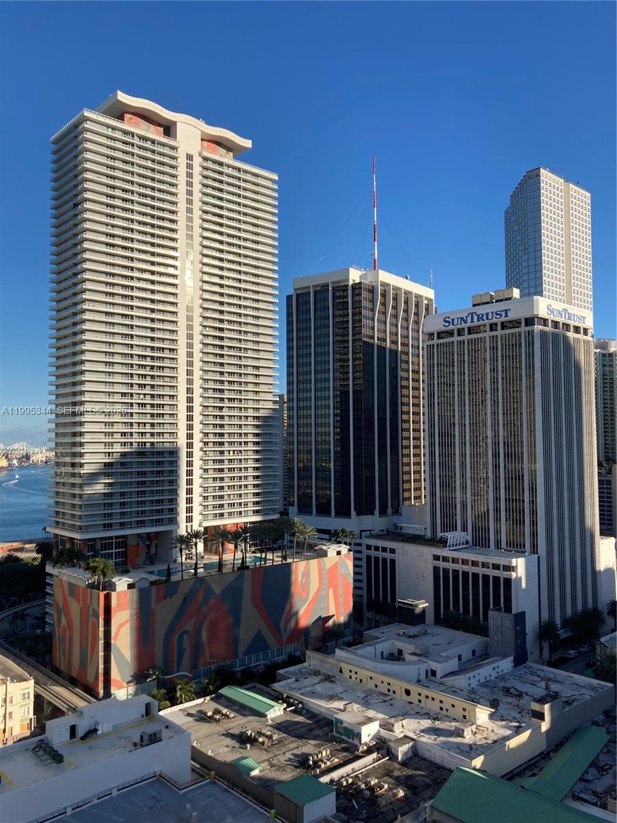 THE LOFT DOWNTOWN II COND - Residential Lease