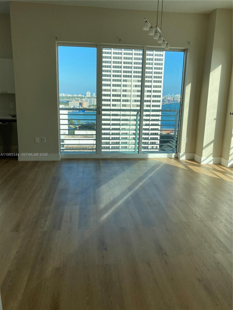 THE LOFT DOWNTOWN II COND - Residential Lease