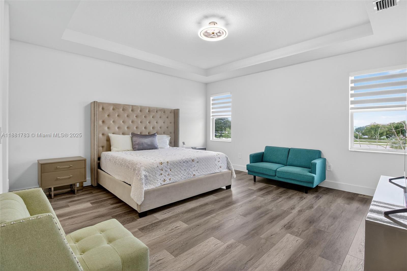 CRESCENT RIDGE - Residential