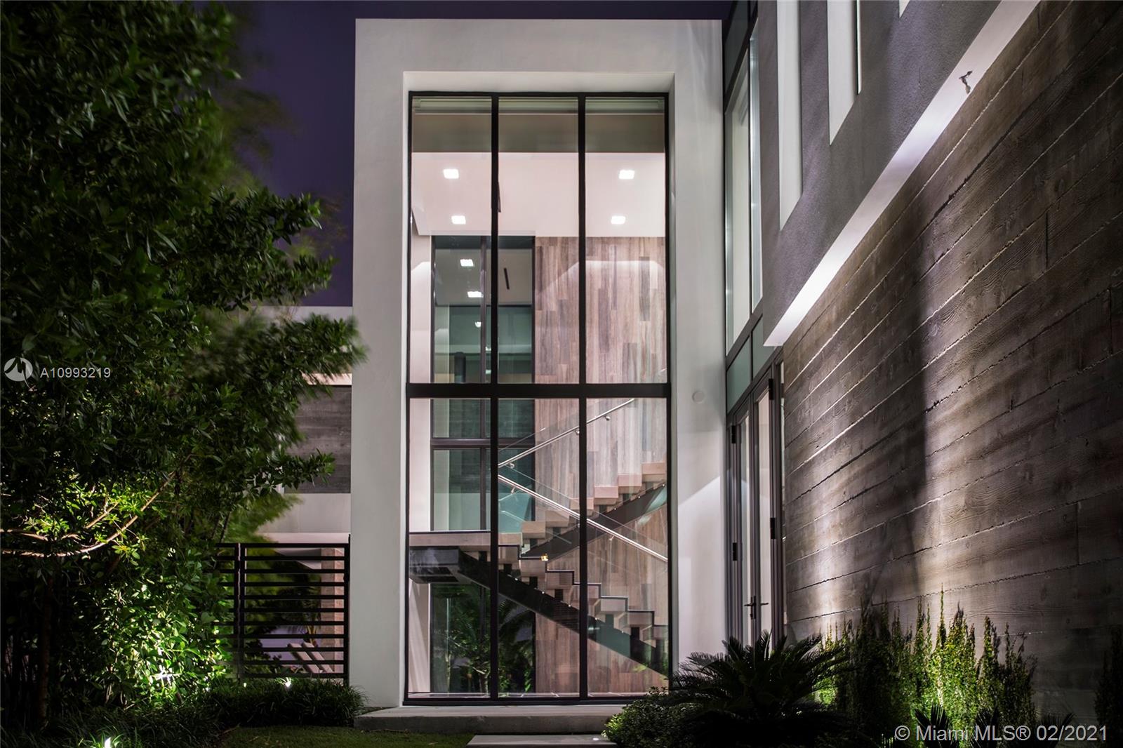 HIBISCUS ISLAND - Residential