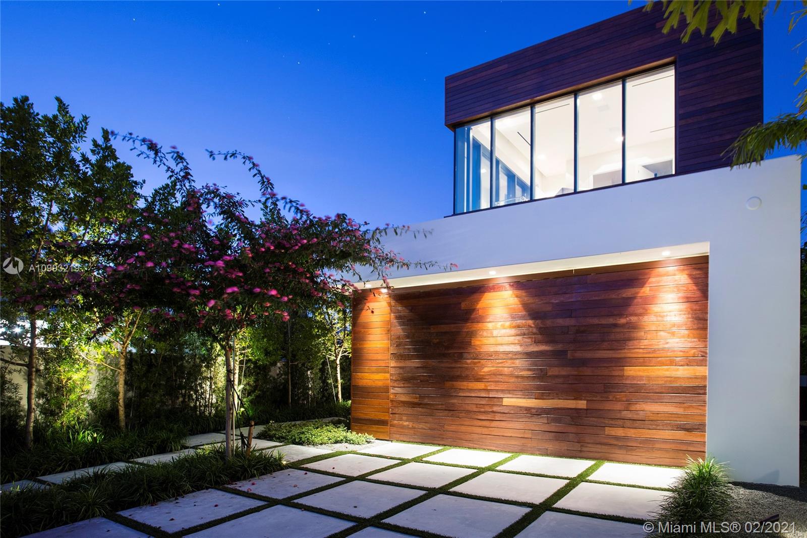 HIBISCUS ISLAND - Residential