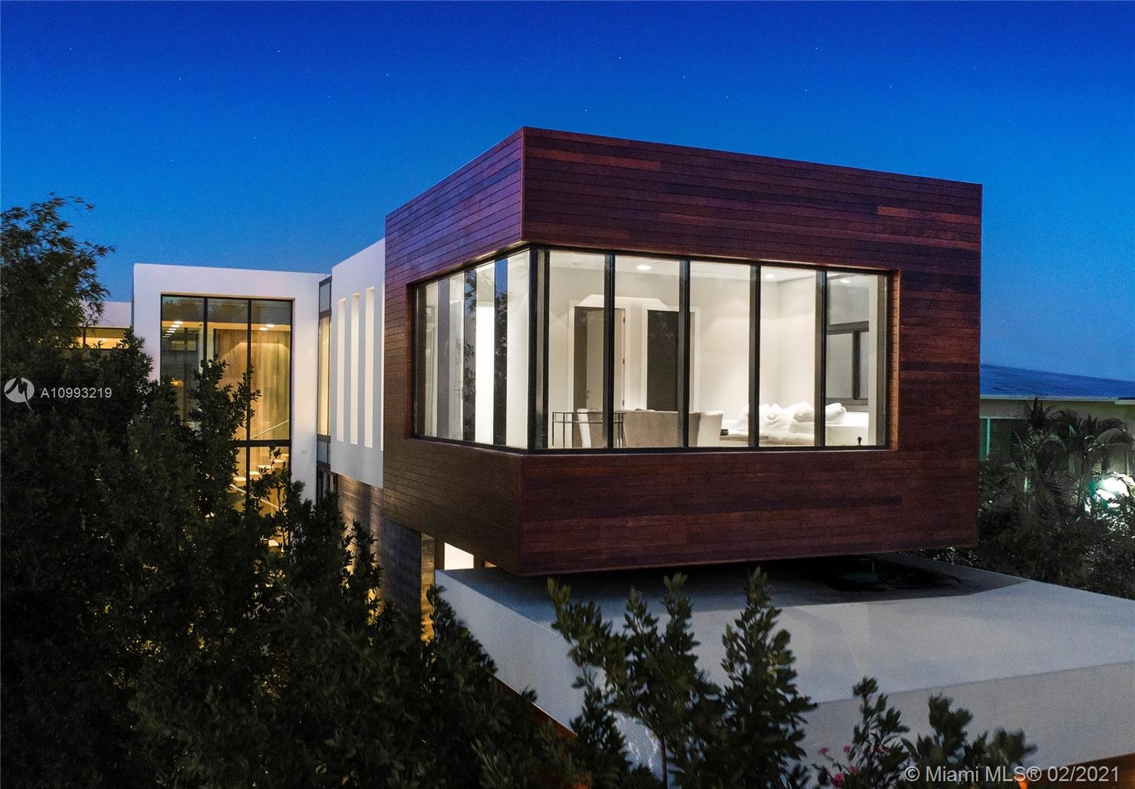 HIBISCUS ISLAND - Residential