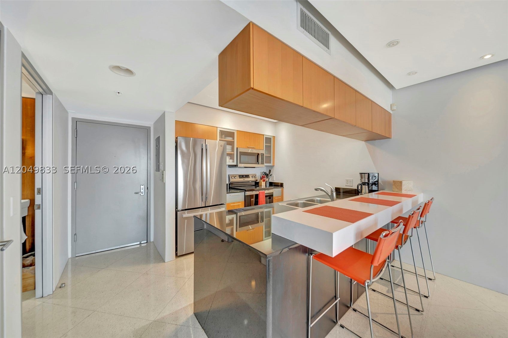 1750 N Bayshore Dr 3910