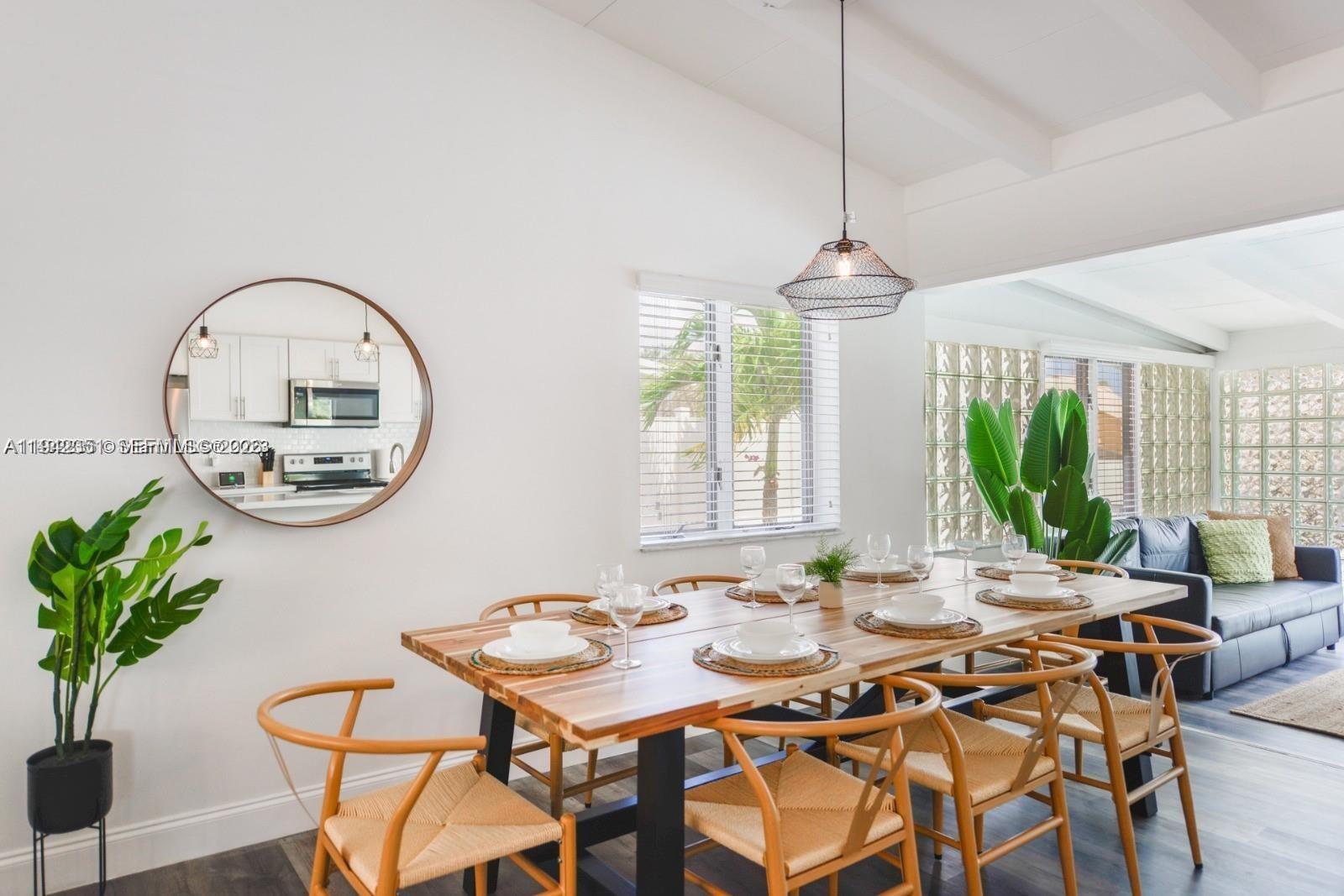 LAUDERDALE ISLES NO 2 - Residential Lease