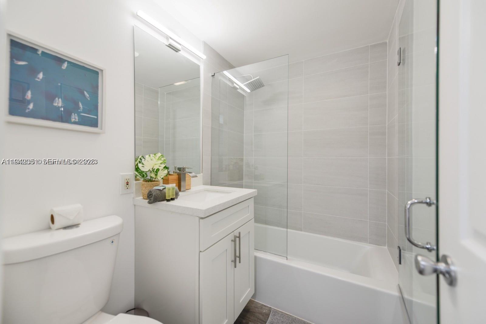 LAUDERDALE ISLES NO 2 - Residential Lease