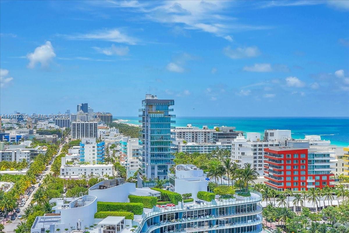 SOUTH POINTE TOWERS CONDO - Residential