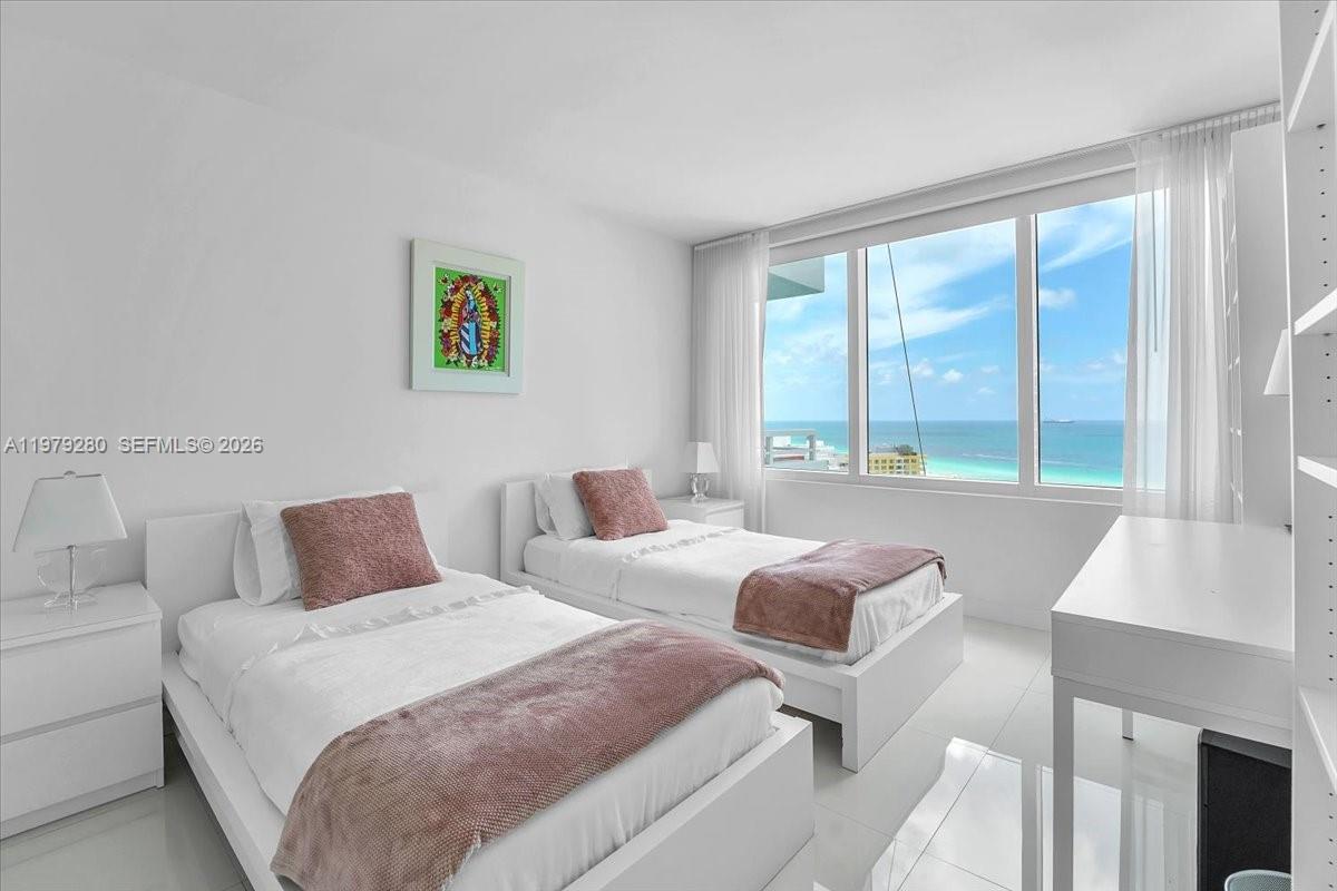 SOUTH POINTE TOWERS CONDO - Residential