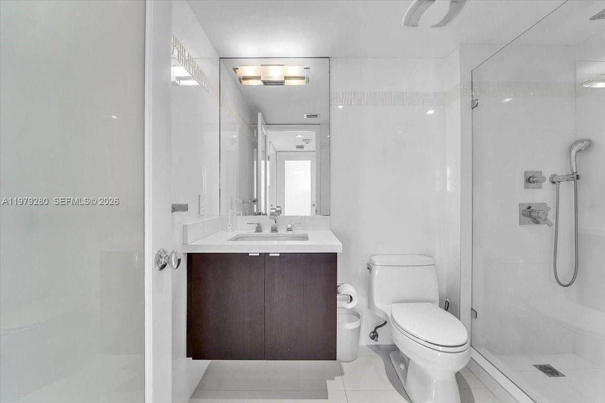 SOUTH POINTE TOWERS CONDO - Residential