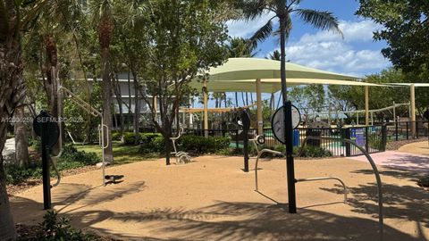 Tiny photo for 6515 Collins Ave #1505, Miami Beach, FL 33141 (MLS # A12006259)