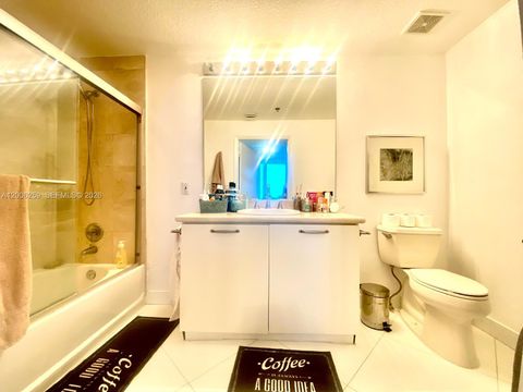 Tiny photo for 6515 Collins Ave #1505, Miami Beach, FL 33141 (MLS # A12006259)