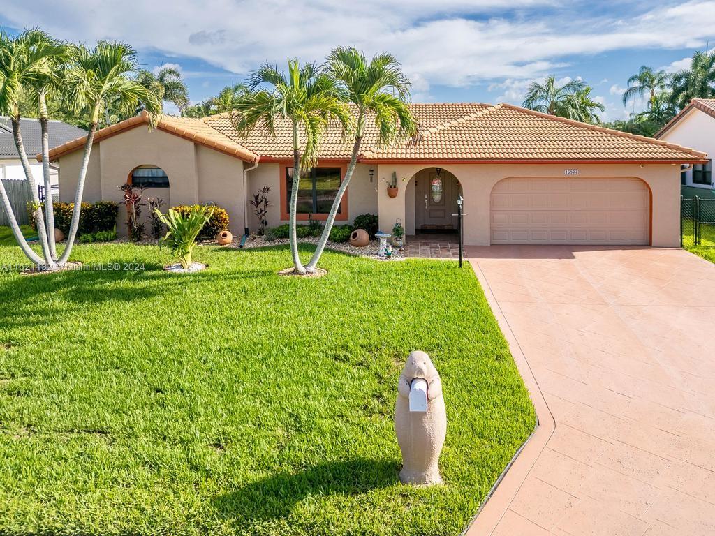 View Davie, FL 33331 house