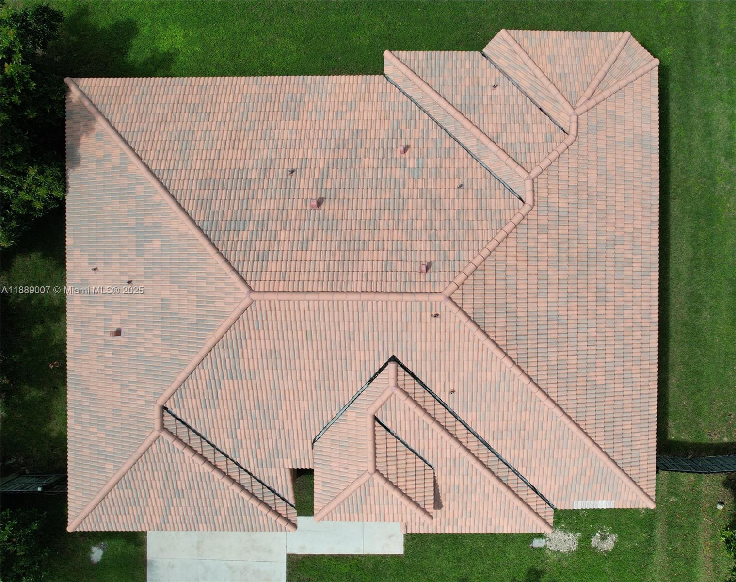 REDLANDS FOREST - Residential