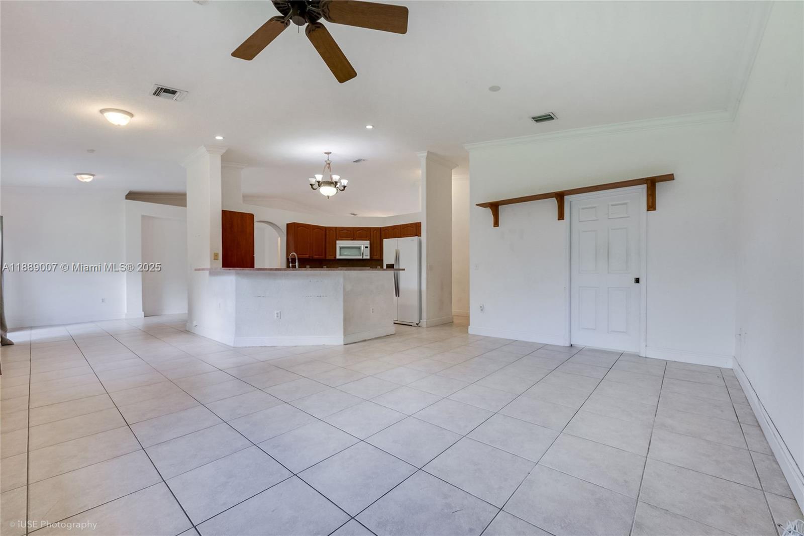 REDLANDS FOREST - Residential