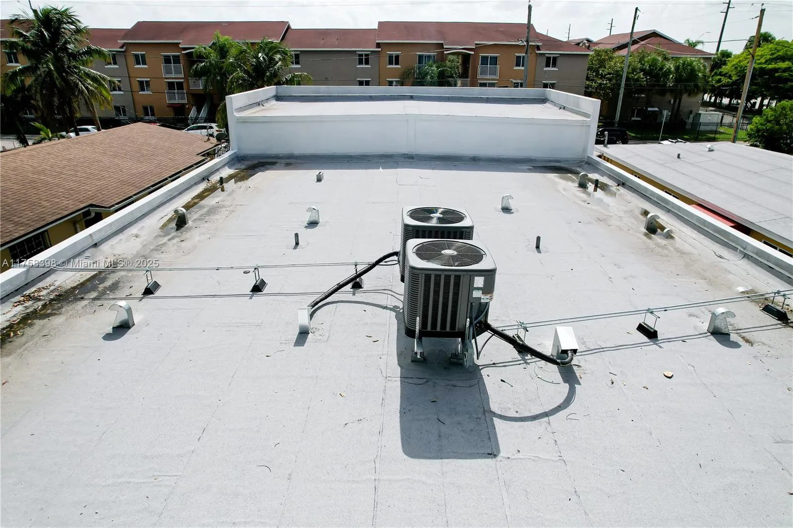 Miami, Florida 33127, United States, 3 Bedrooms Bedrooms, ,3 BathroomsBathrooms,Residential,Active,84680