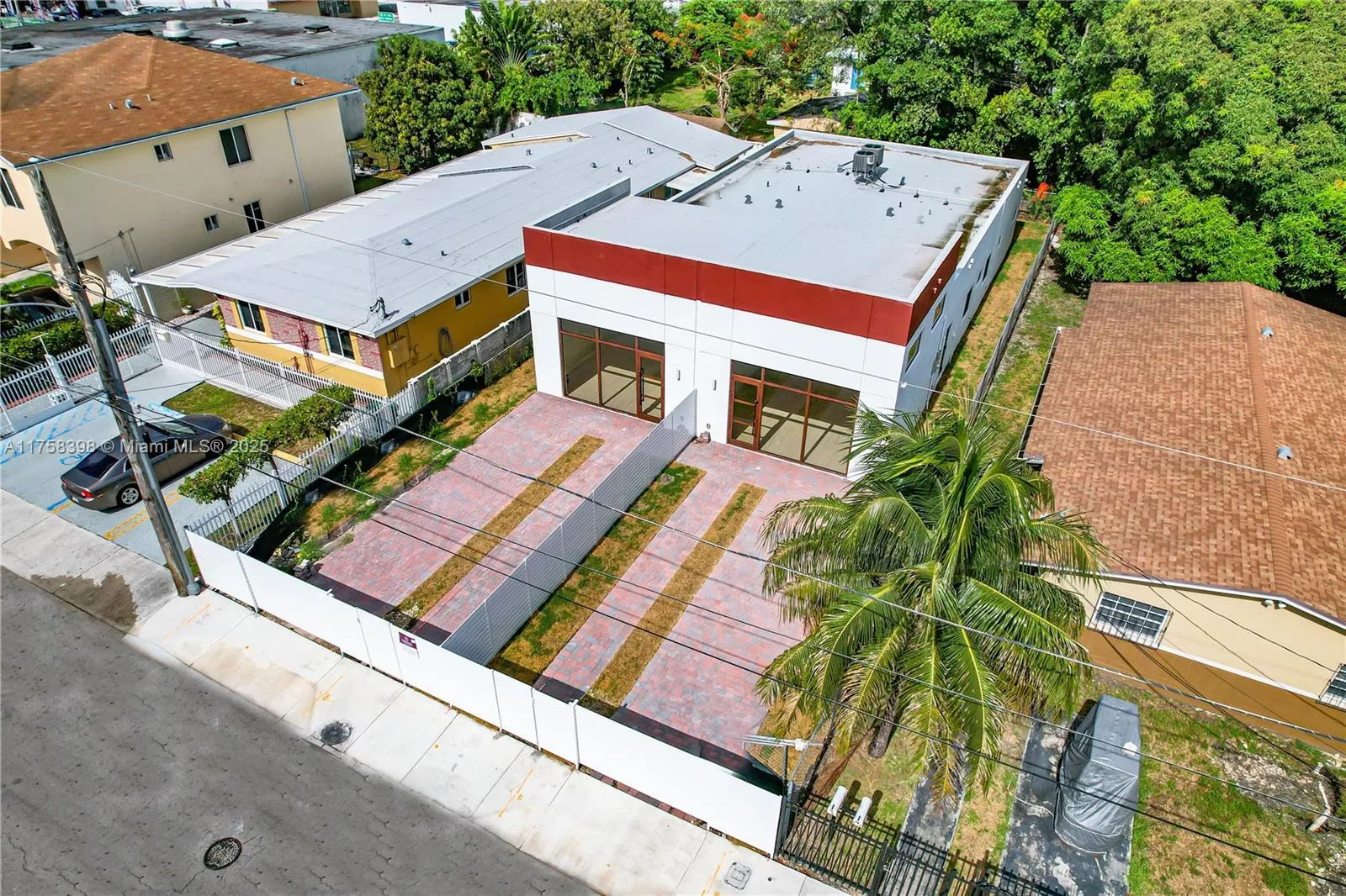 Miami, Florida 33127, United States, 3 Bedrooms Bedrooms, ,3 BathroomsBathrooms,Residential,Active,84680