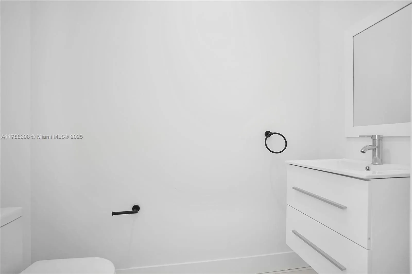 Miami, Florida 33127, United States, 3 Bedrooms Bedrooms, ,3 BathroomsBathrooms,Residential,Active,84680