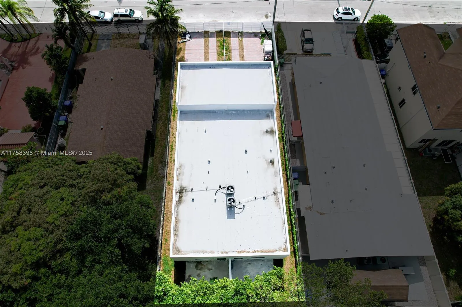 Miami, Florida 33127, United States, 3 Bedrooms Bedrooms, ,3 BathroomsBathrooms,Residential,Active,84680