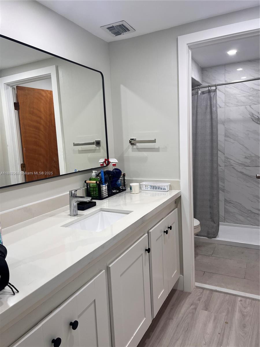 GARDENS OF KENDALL SOUTH - Residential Lease
