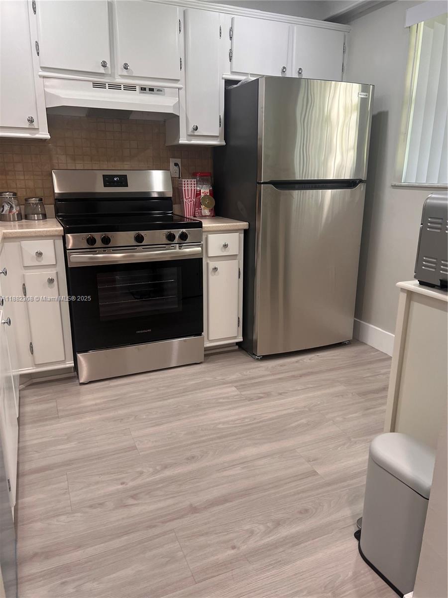 GARDENS OF KENDALL SOUTH - Residential Lease