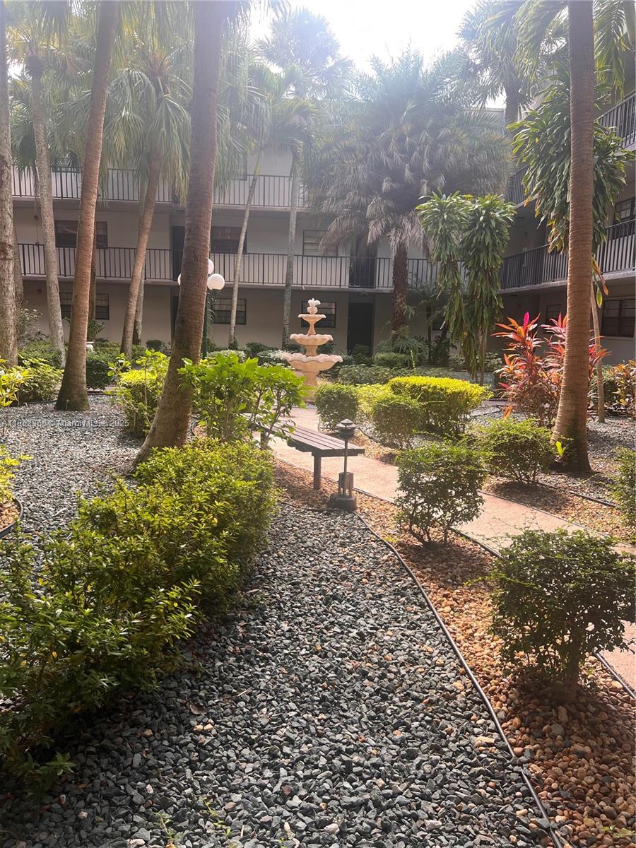 GARDENS OF KENDALL SOUTH - Residential Lease