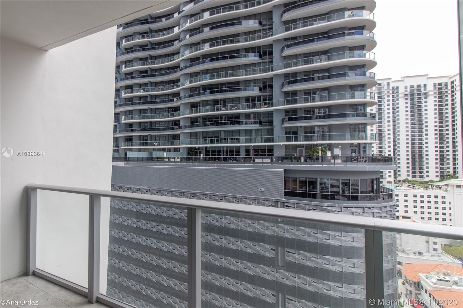 1010 BRICKELL CONDO - Residential Lease