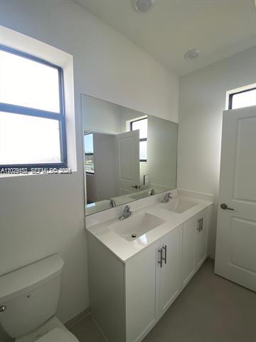 VIA VENTURA NEIGHBORHOOD - Residential